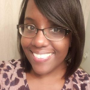 Meet your Posher, Alexia